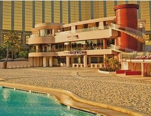 sand and water and club house